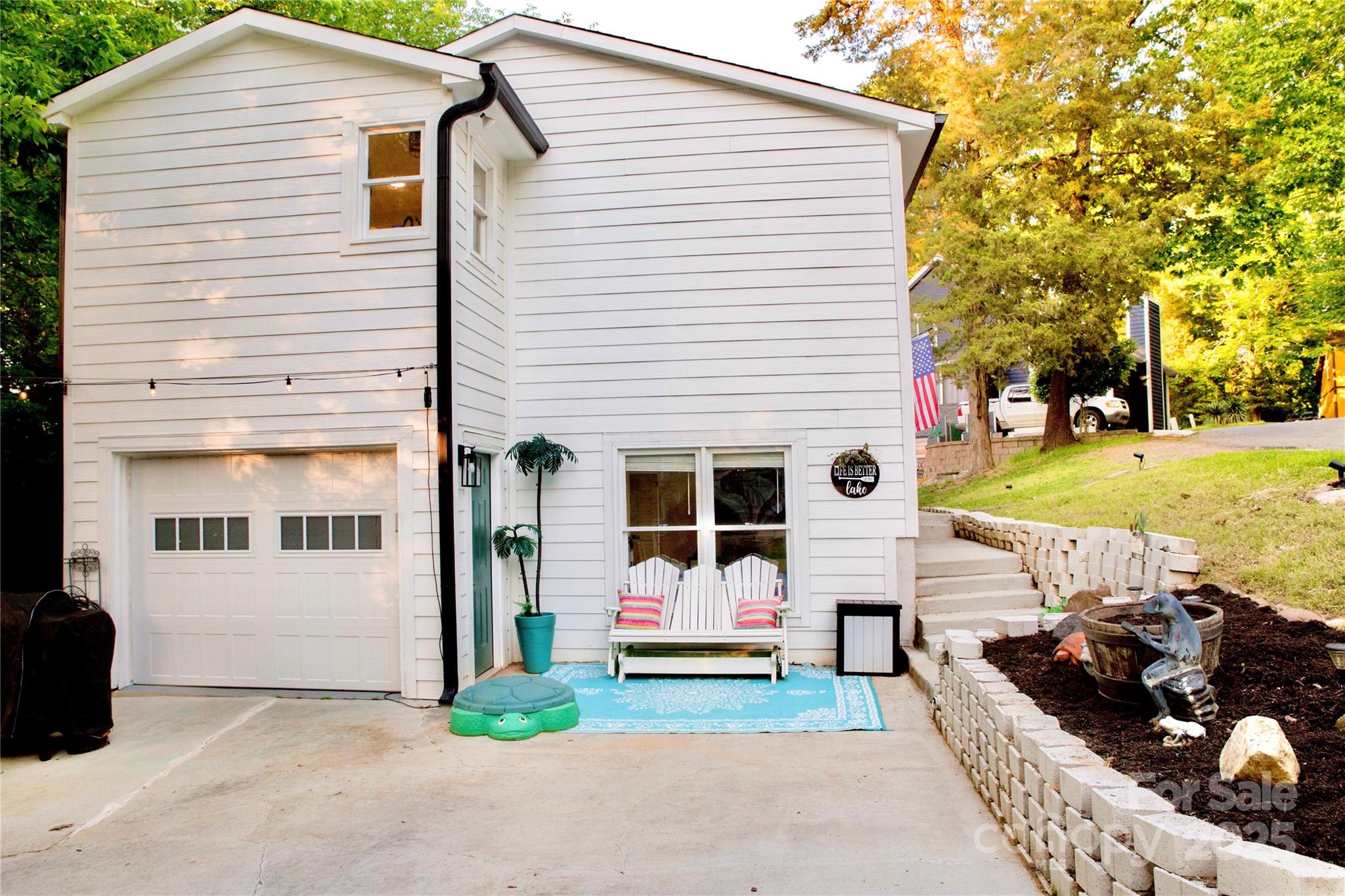 Tega Cay - Residential