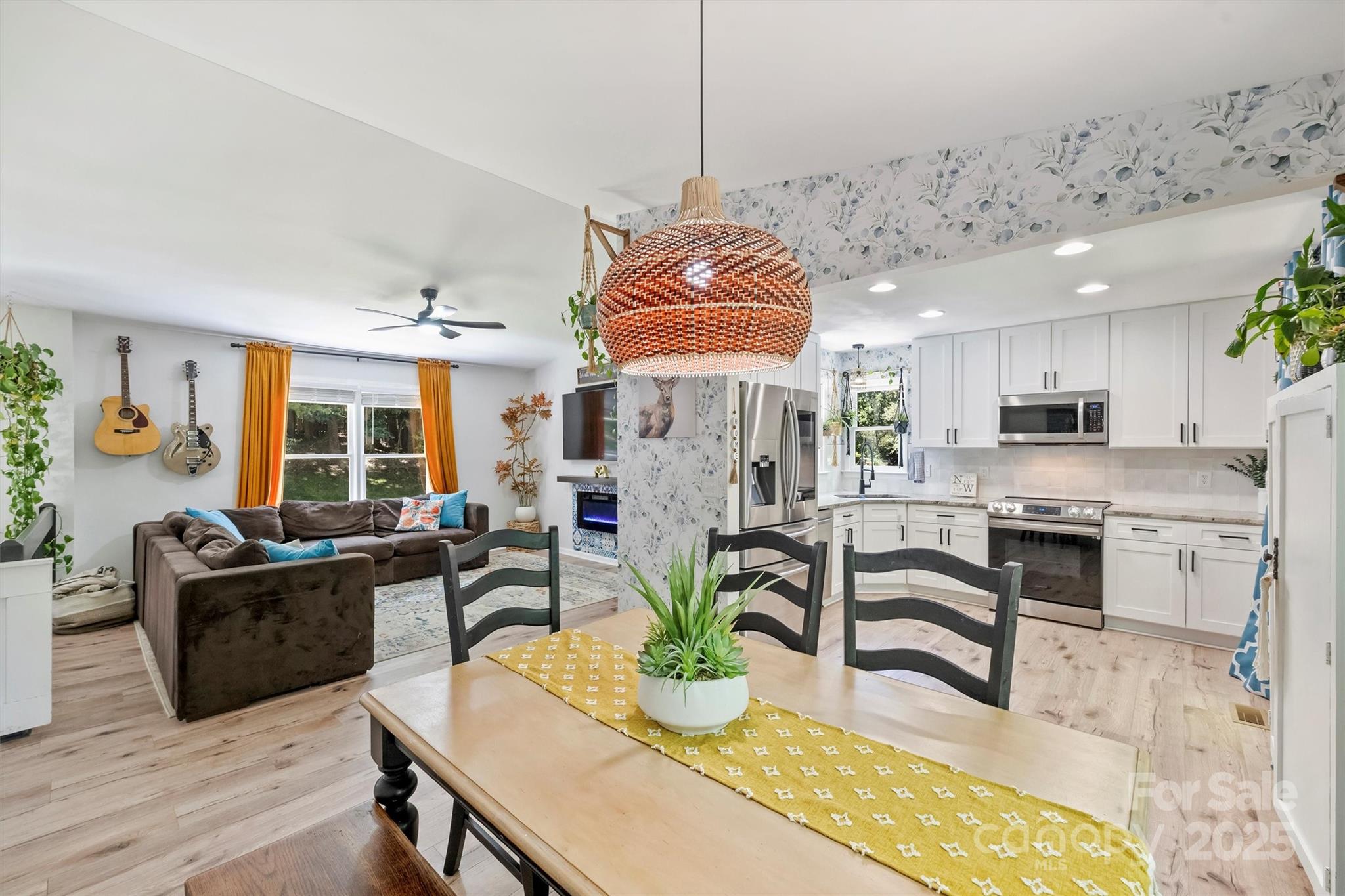 Tega Cay - Residential