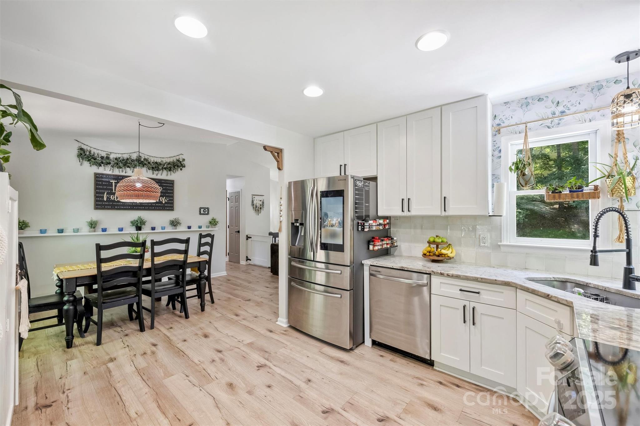 Tega Cay - Residential