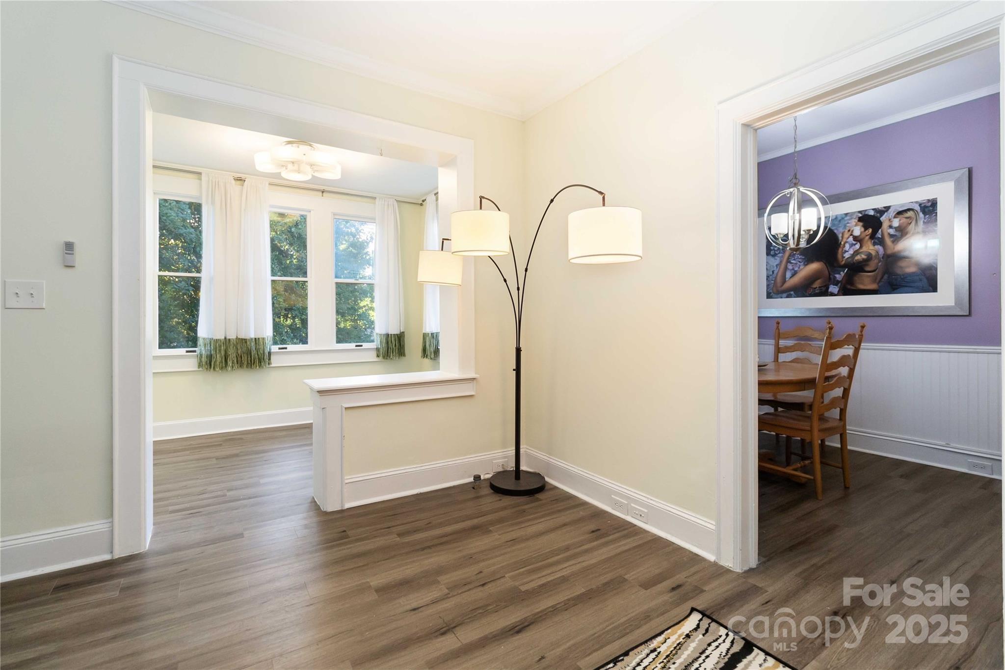 811 E Morehead - Residential