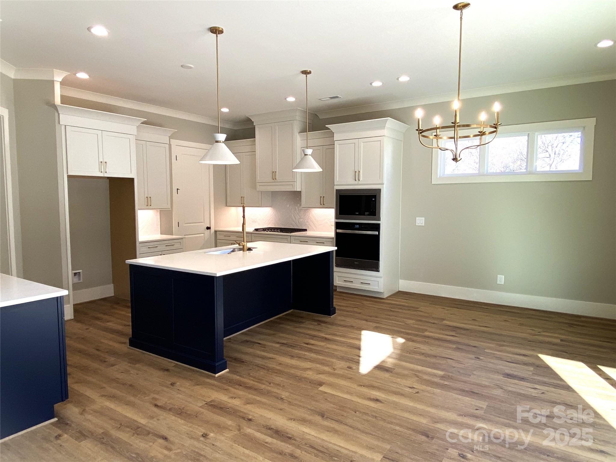 Pirates Cove - Residential