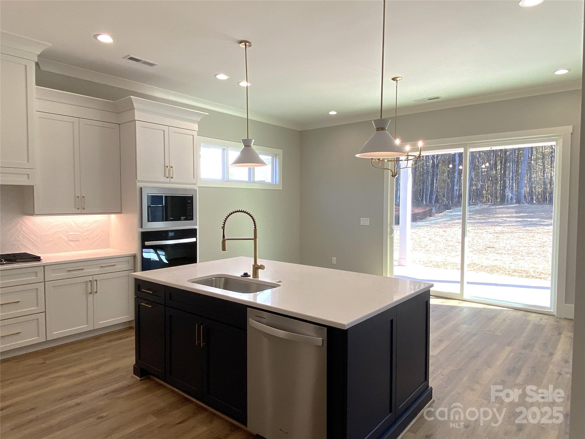 Pirates Cove - Residential