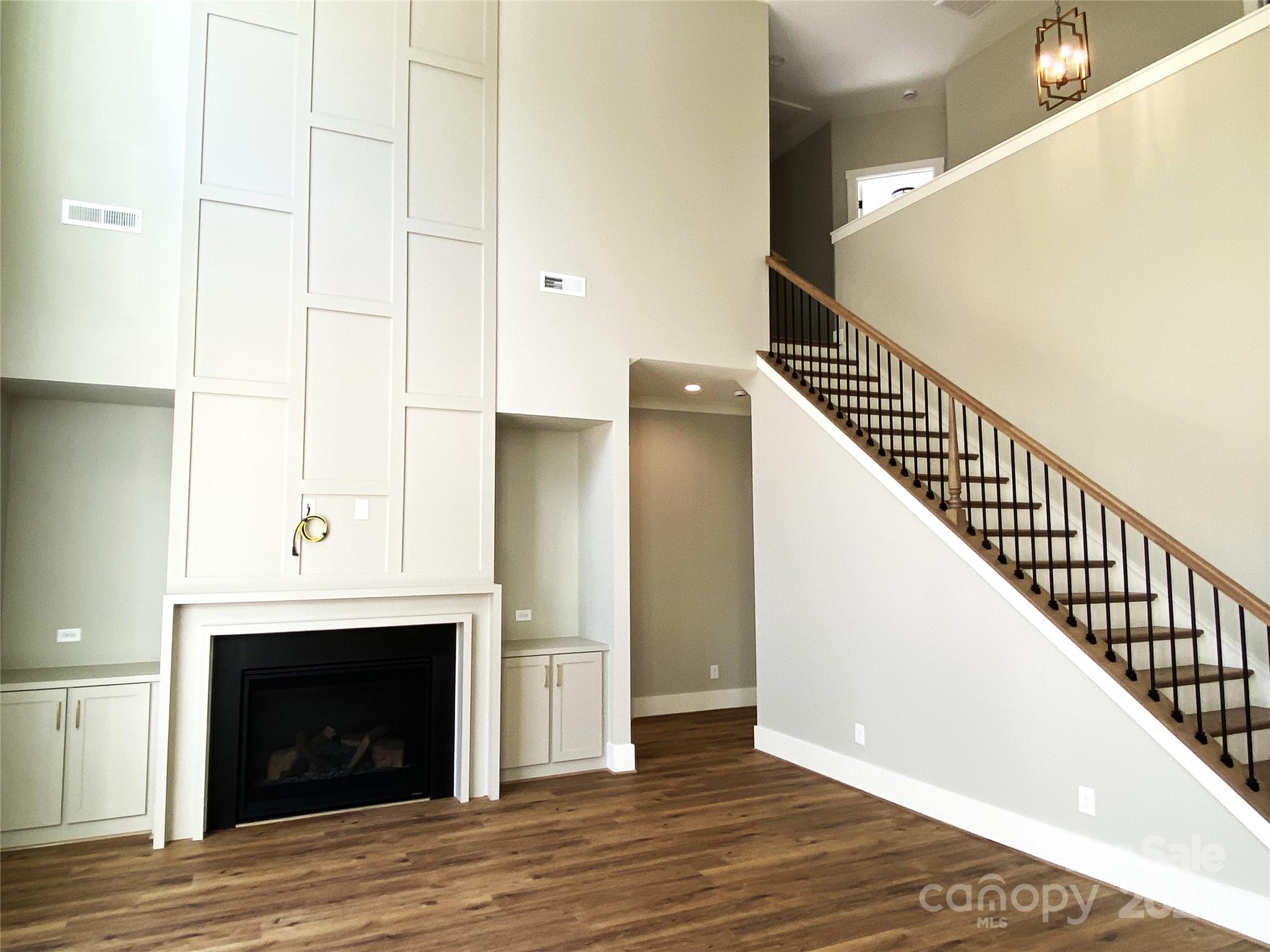 Pirates Cove - Residential