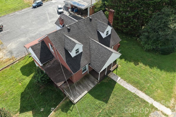 164 N MITCHELL AVE, BAKERSVILLE, NC 28705 - Image e8ea5c9ea9fa295a34f2a57b0da08622/2129366945