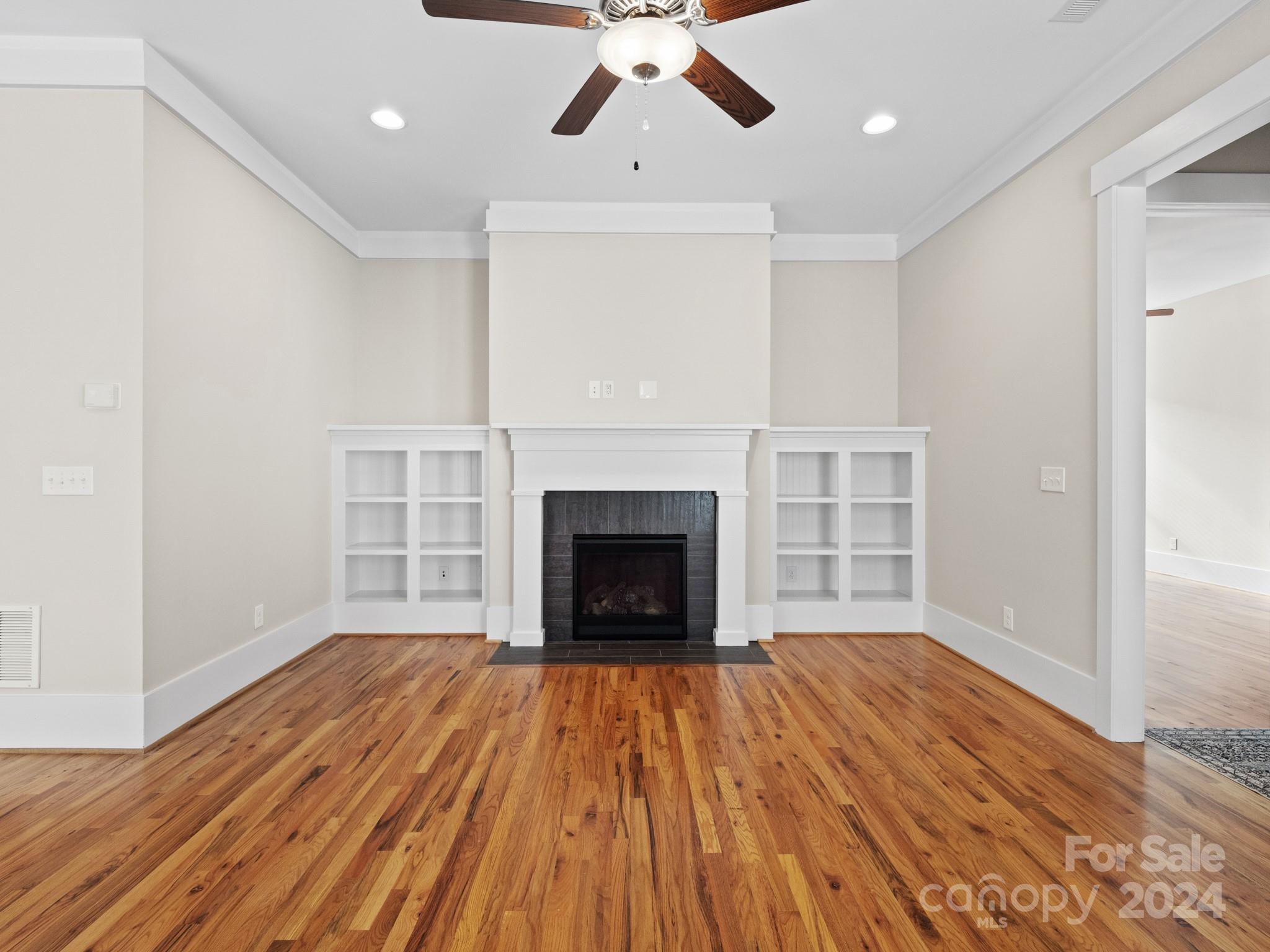 Riverwalk - Residential