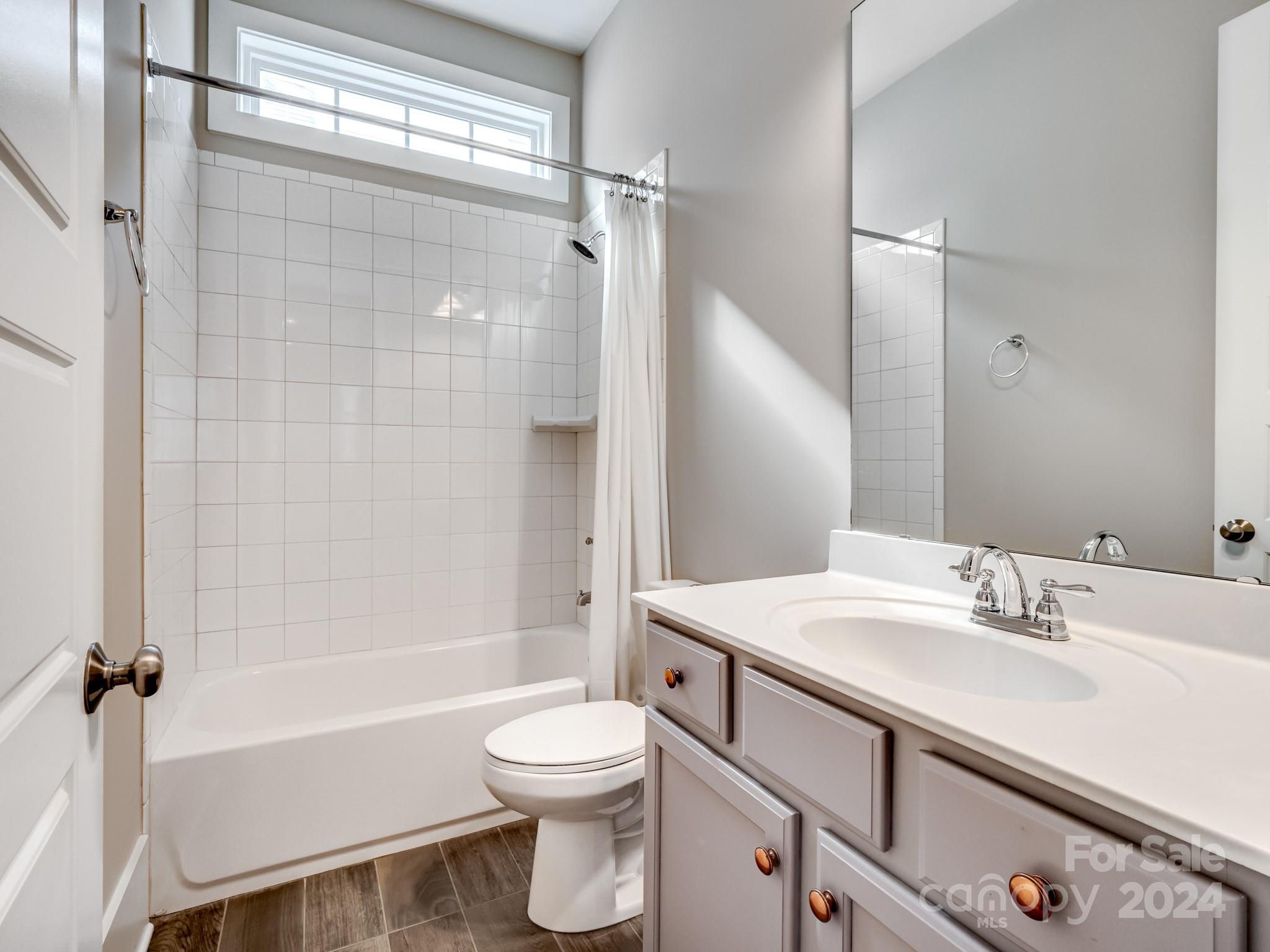 Riverwalk - Residential