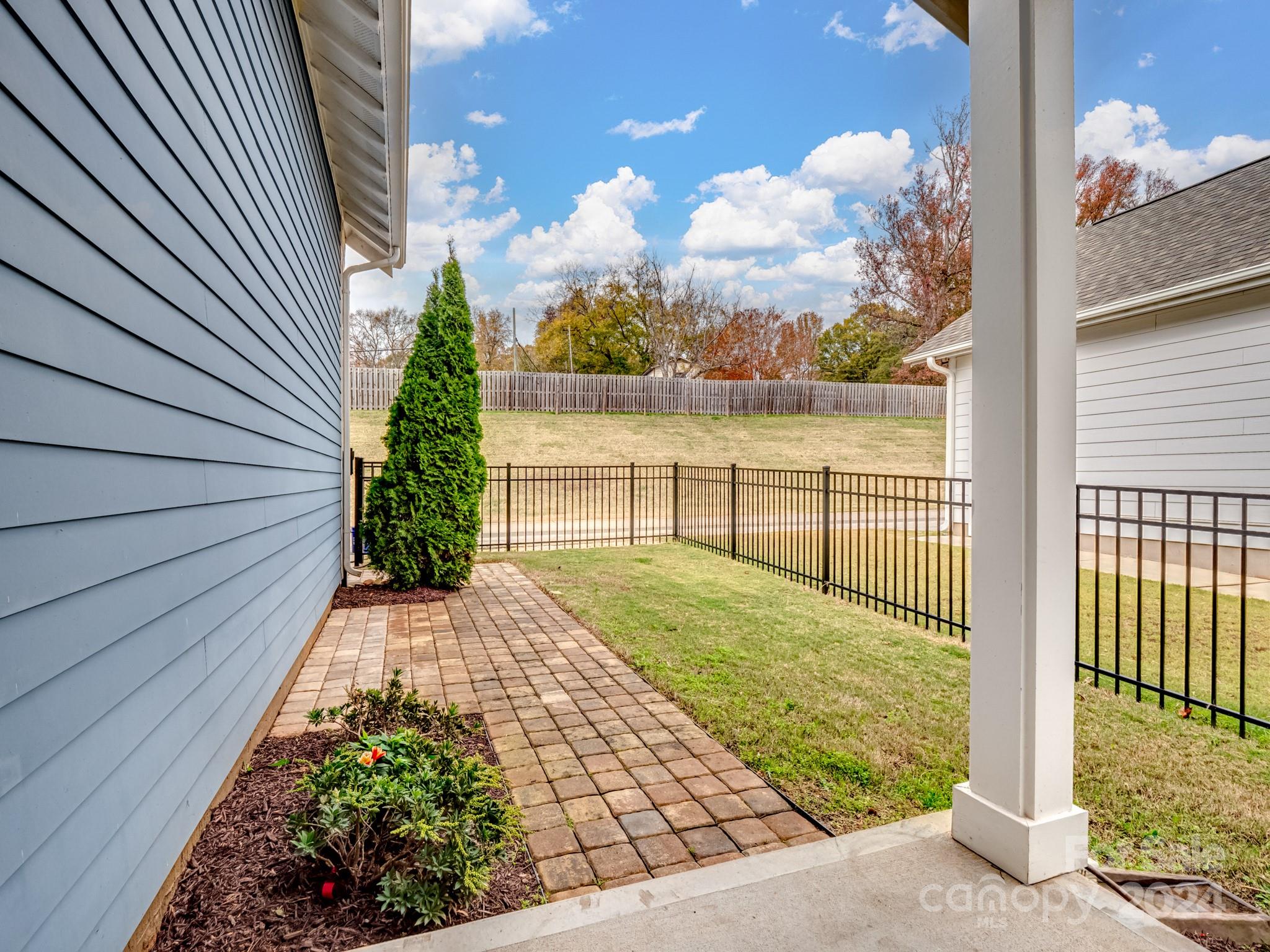 Riverwalk - Residential