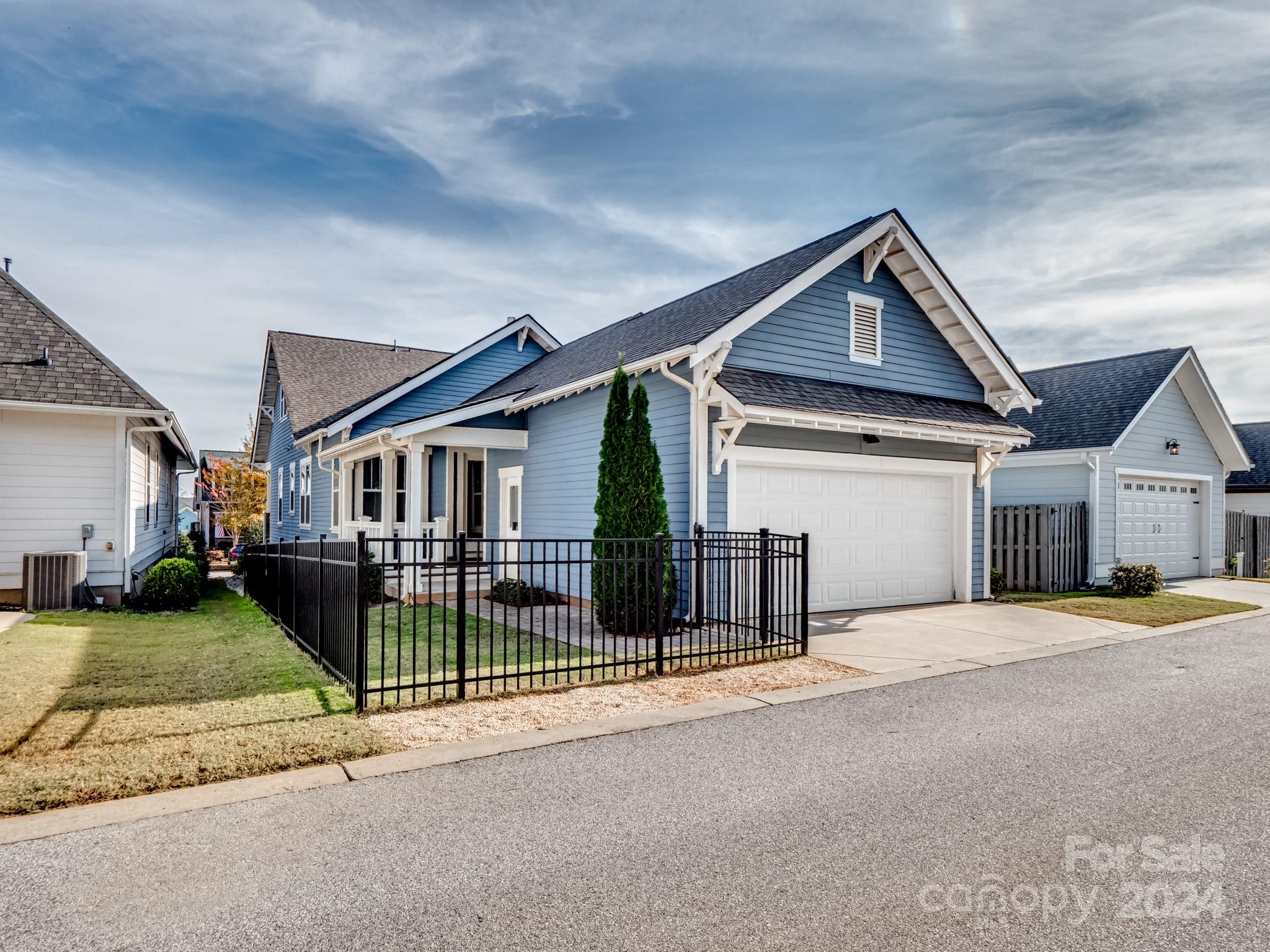 Riverwalk - Residential