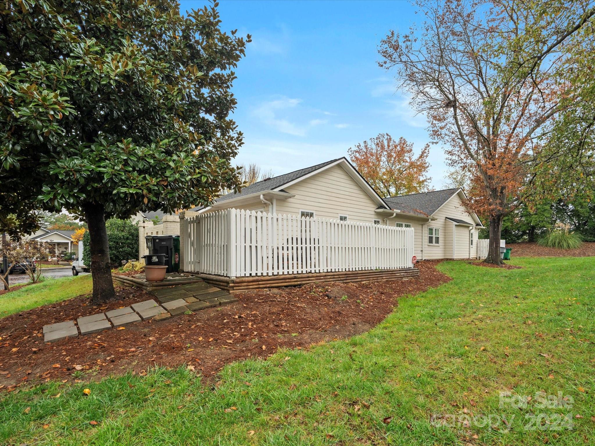 Hamlin Park - Residential