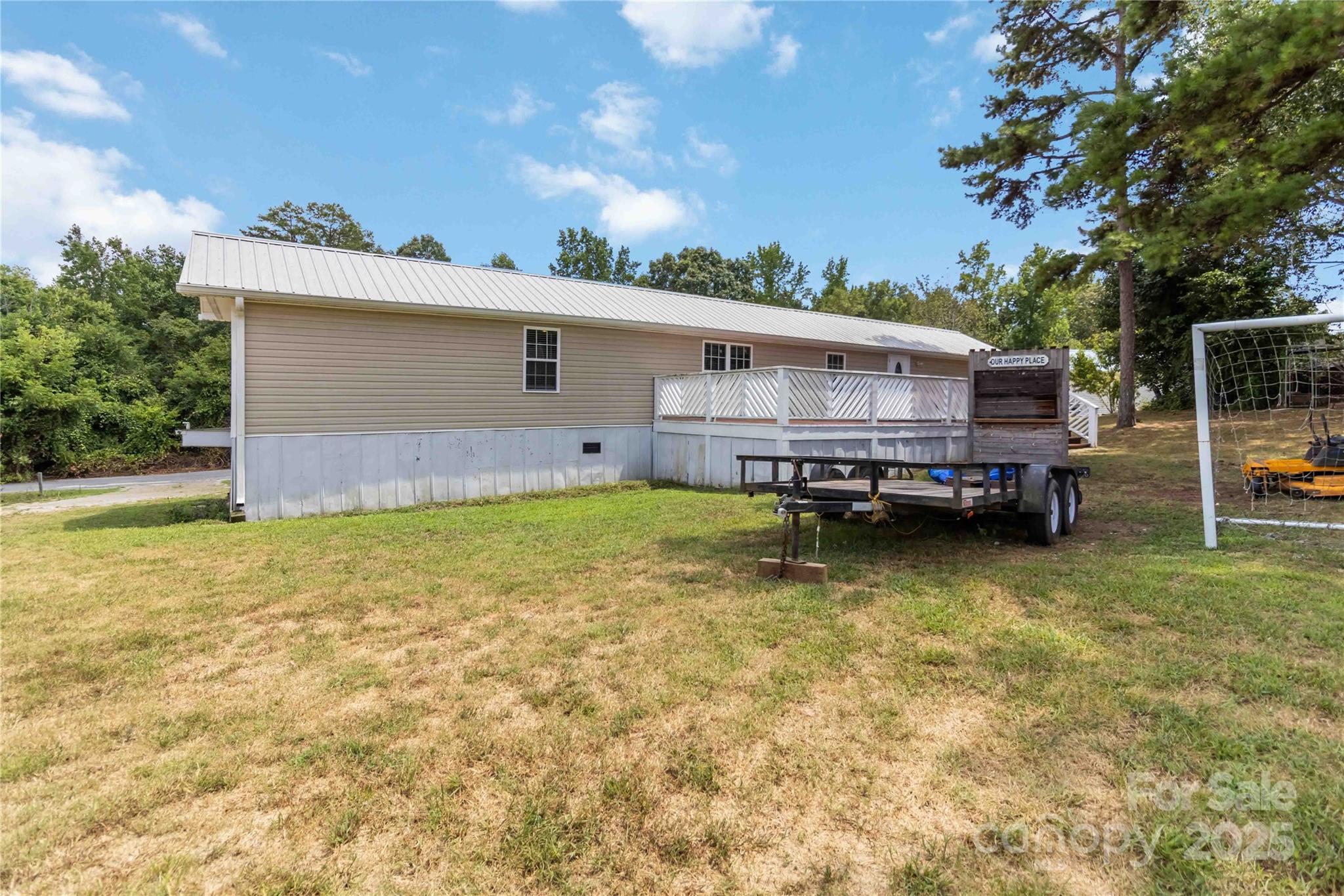 106 Cloverleaf Drive