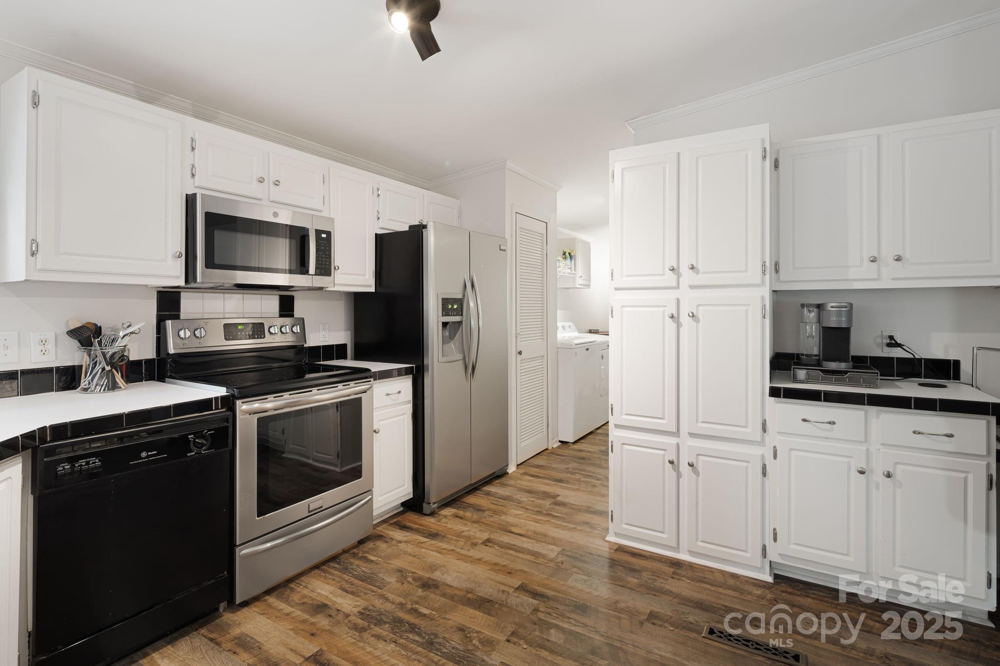 Meadows Of Bradley Branch - Residential