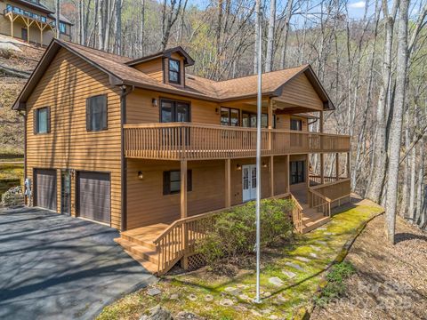 1116 High Vista Drive Mills River NC 28759