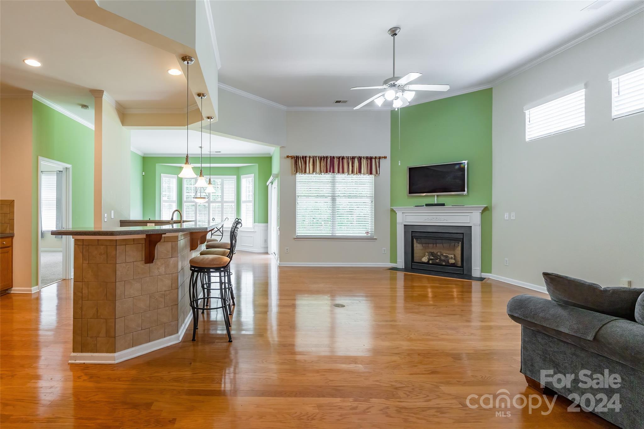 Ridge Pointe - Residential