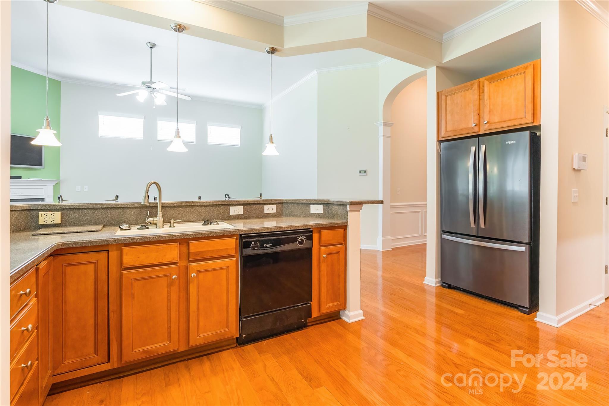 Ridge Pointe - Residential