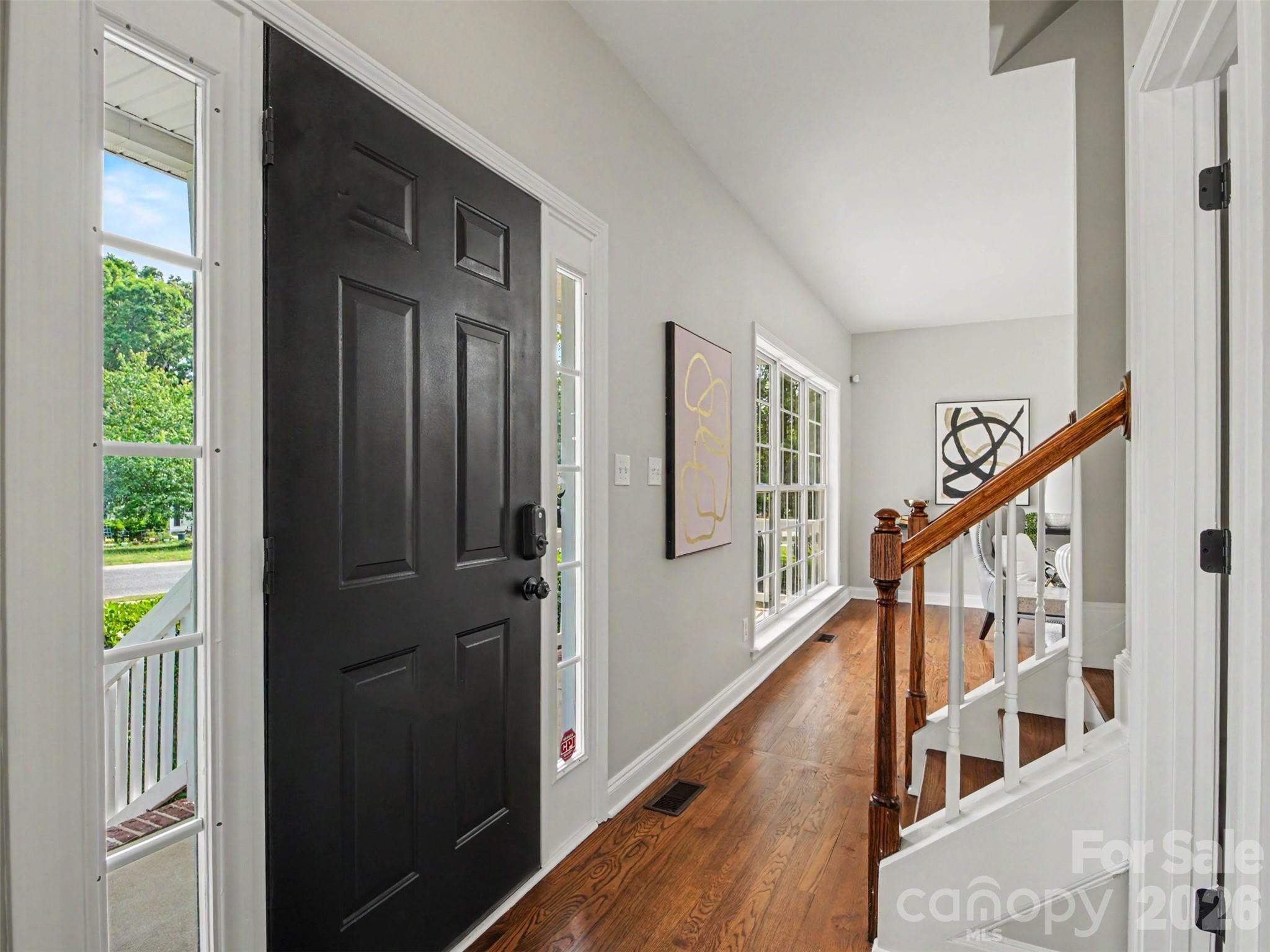 2715 Thornburg Court
