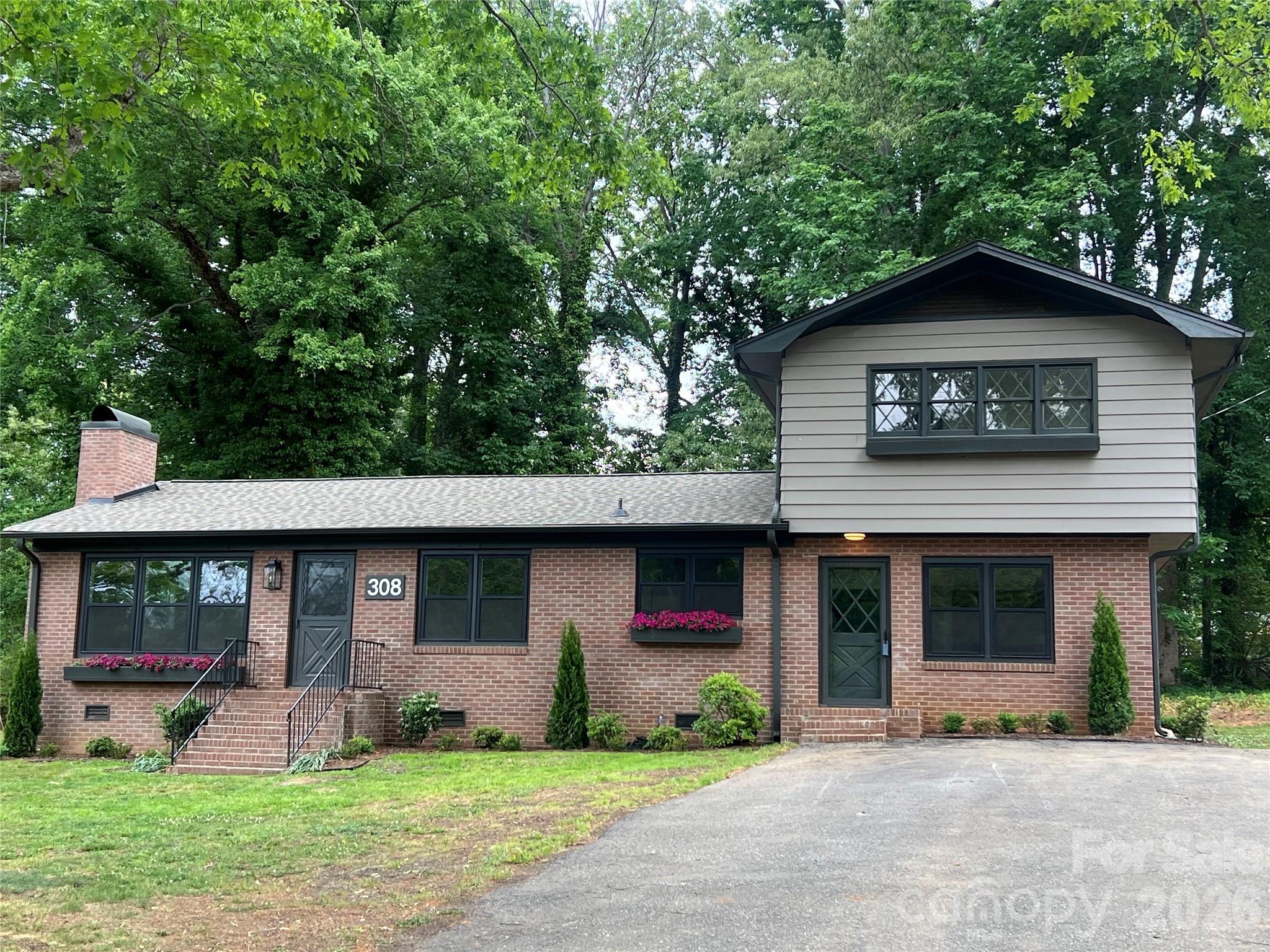 Photo 1 of 47 — 308 Rankin Avenue, Lowell, NC 28098