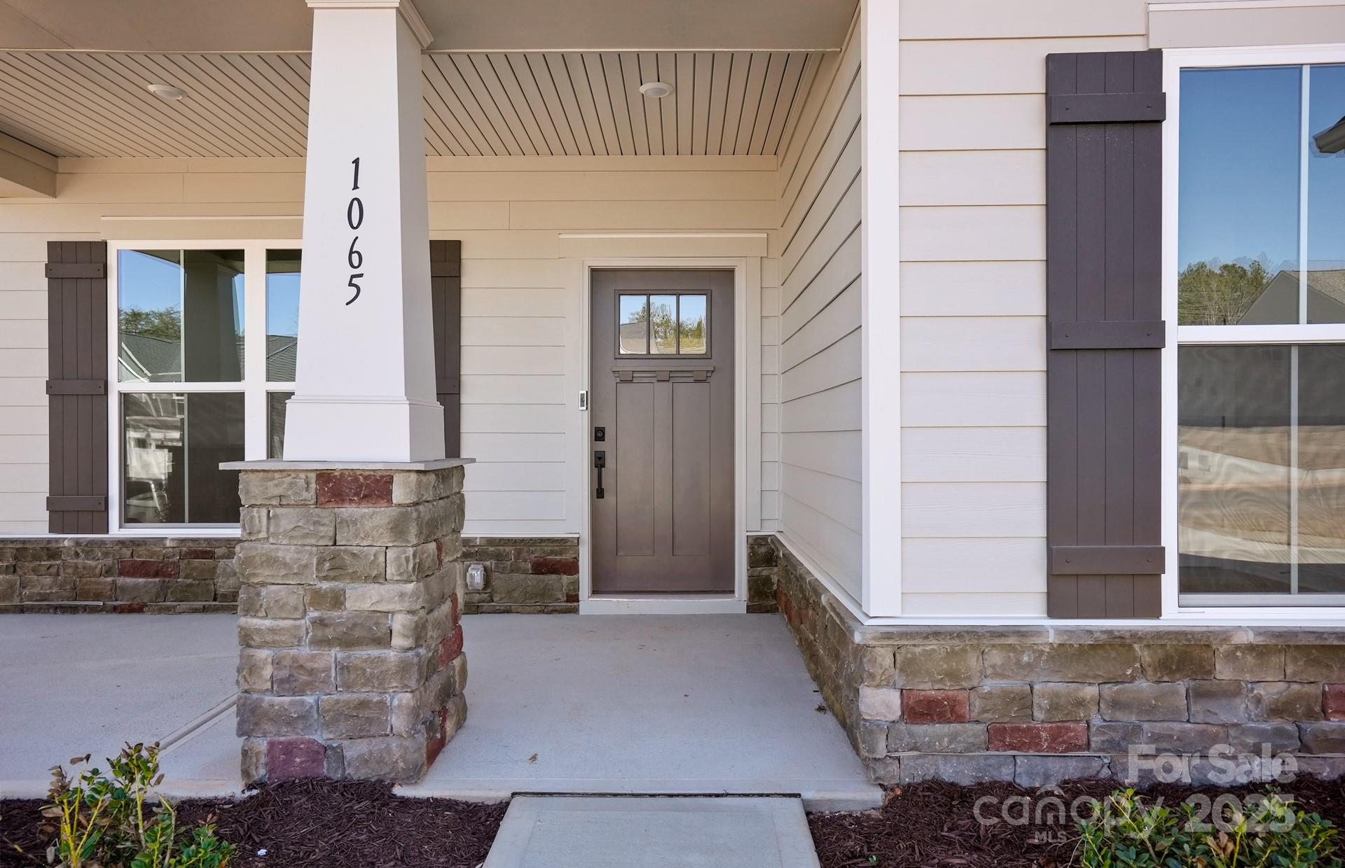 1065 Kinship Drive 080