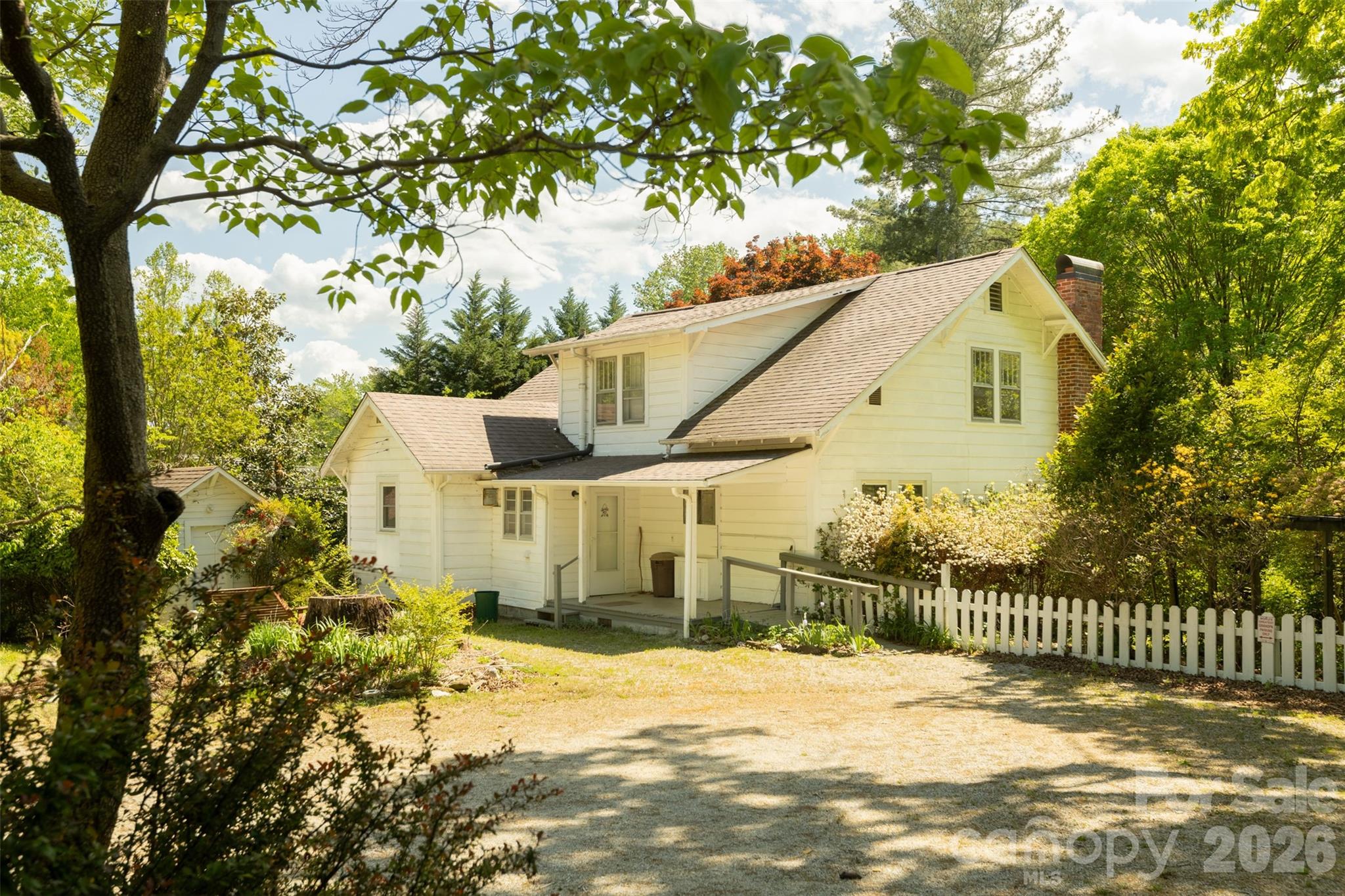 484 Yancey Road