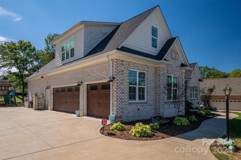 A home in Kings Mountain