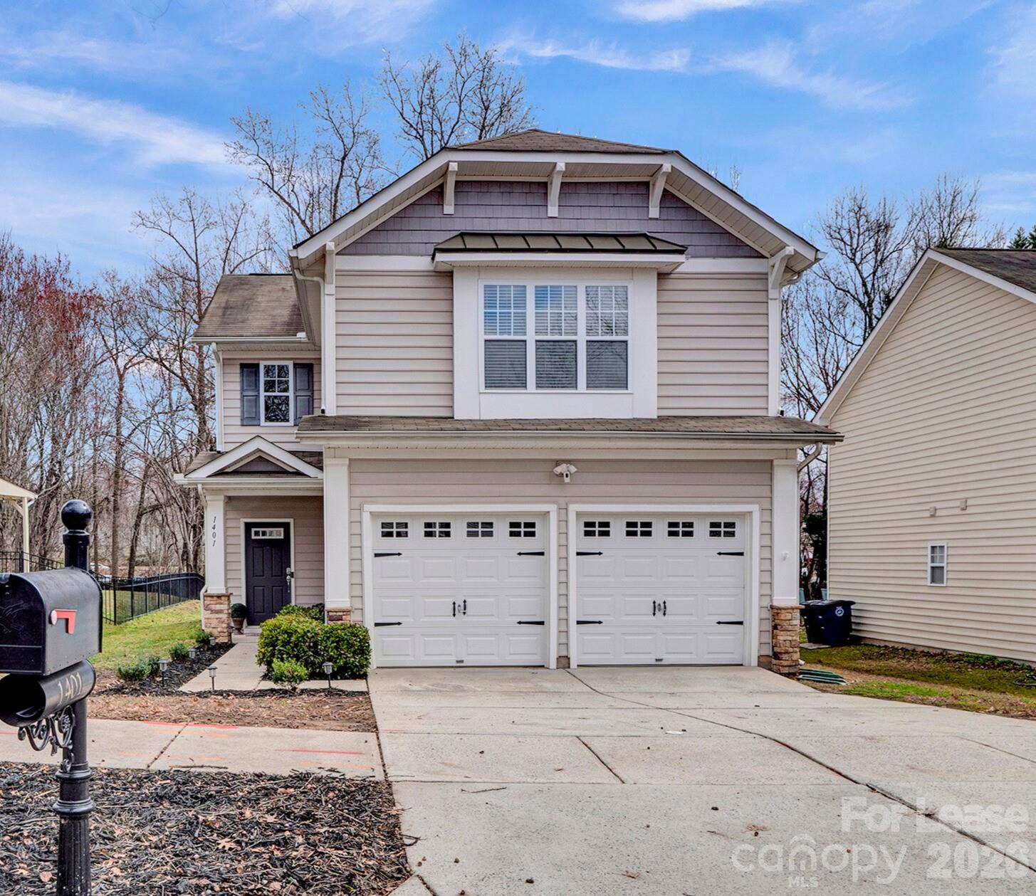 Photo 1 of 38 — 1401 Hammond Drive, Matthews, NC 28104