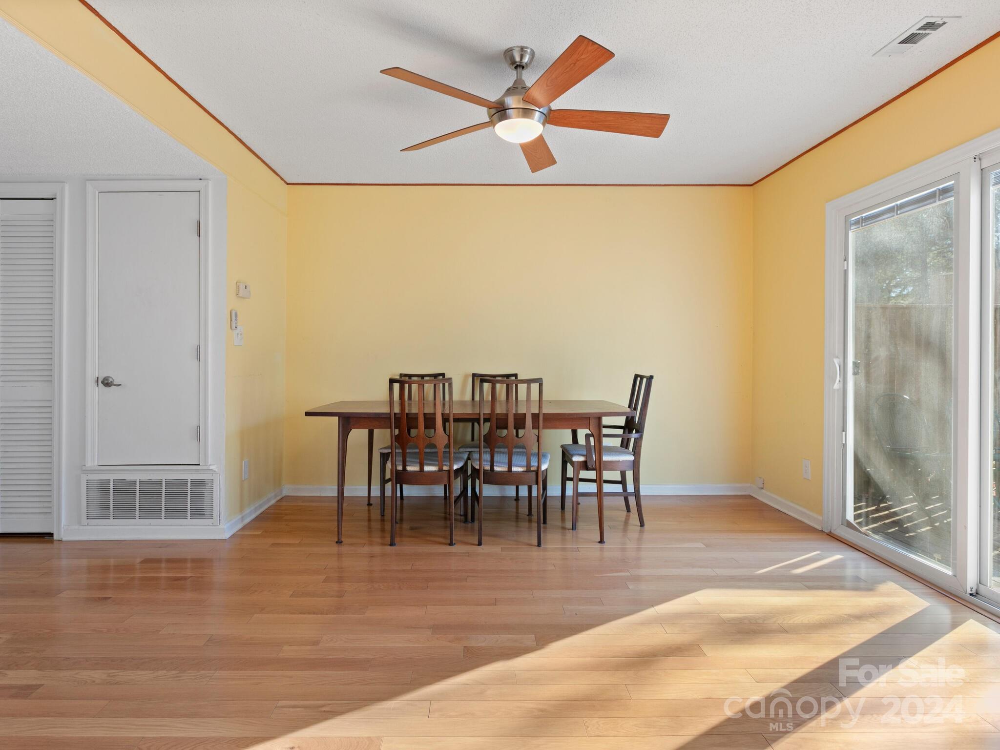 Oak Terrace - Residential