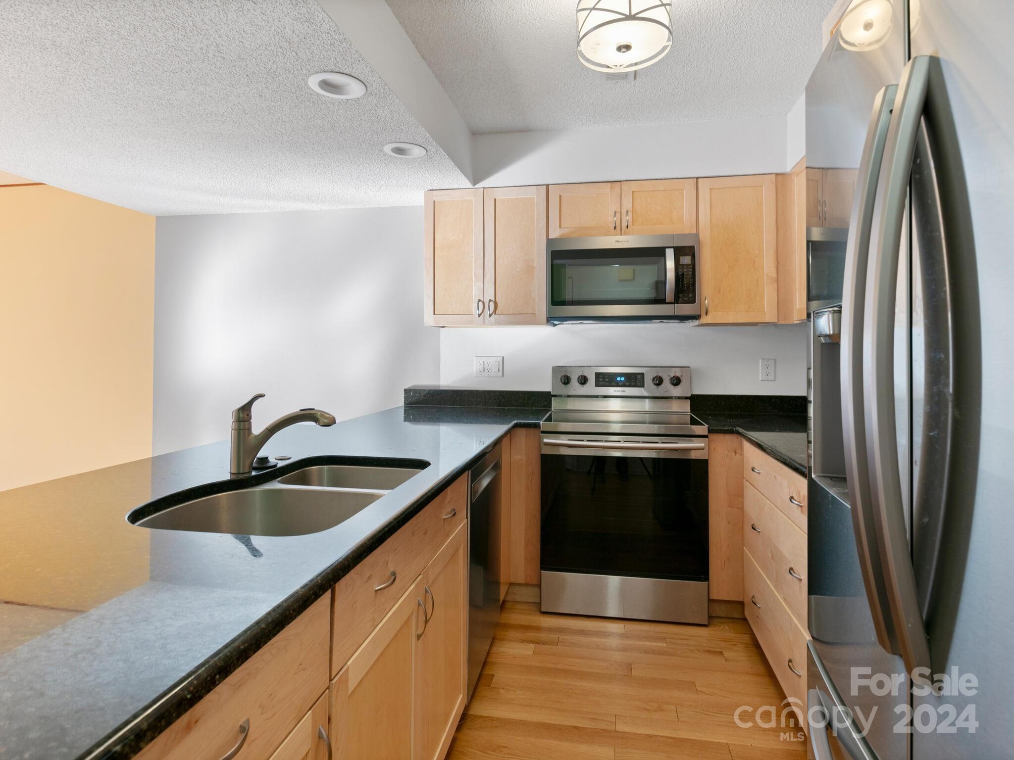 Oak Terrace - Residential