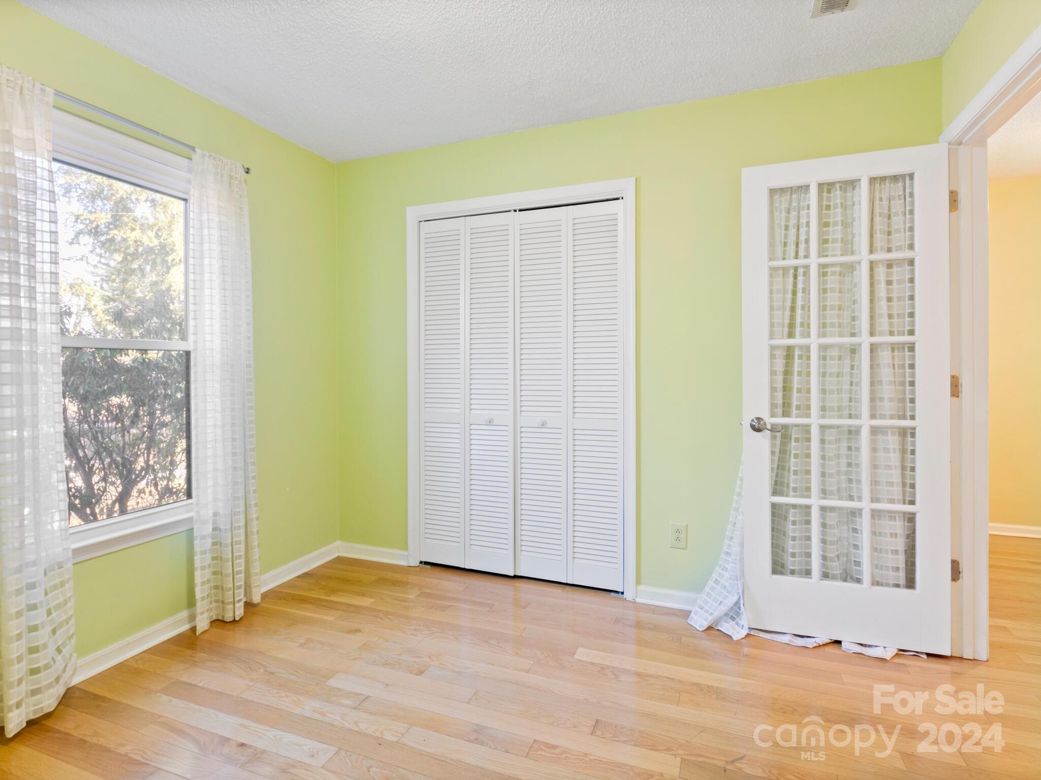 Oak Terrace - Residential