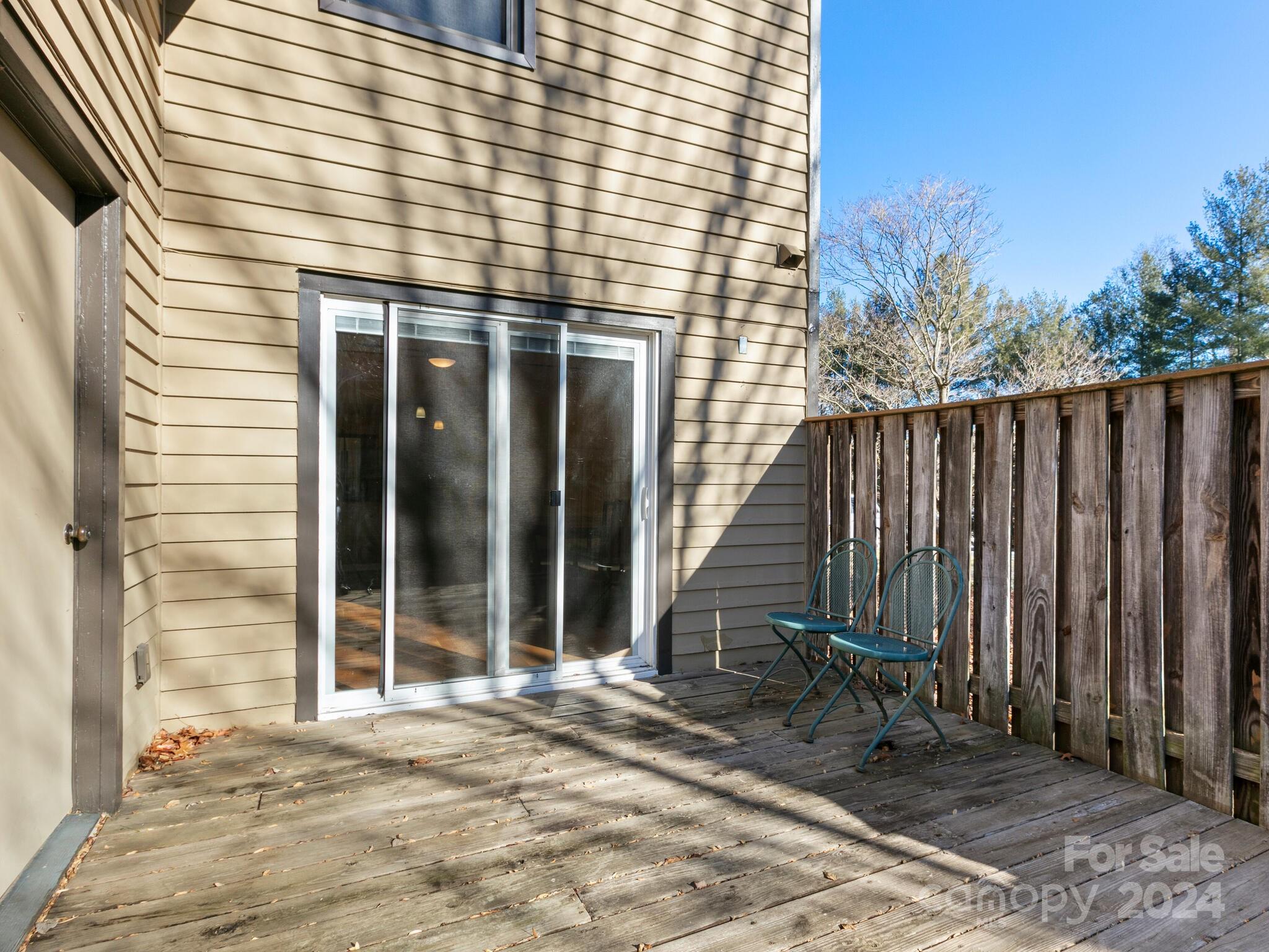 Oak Terrace - Residential