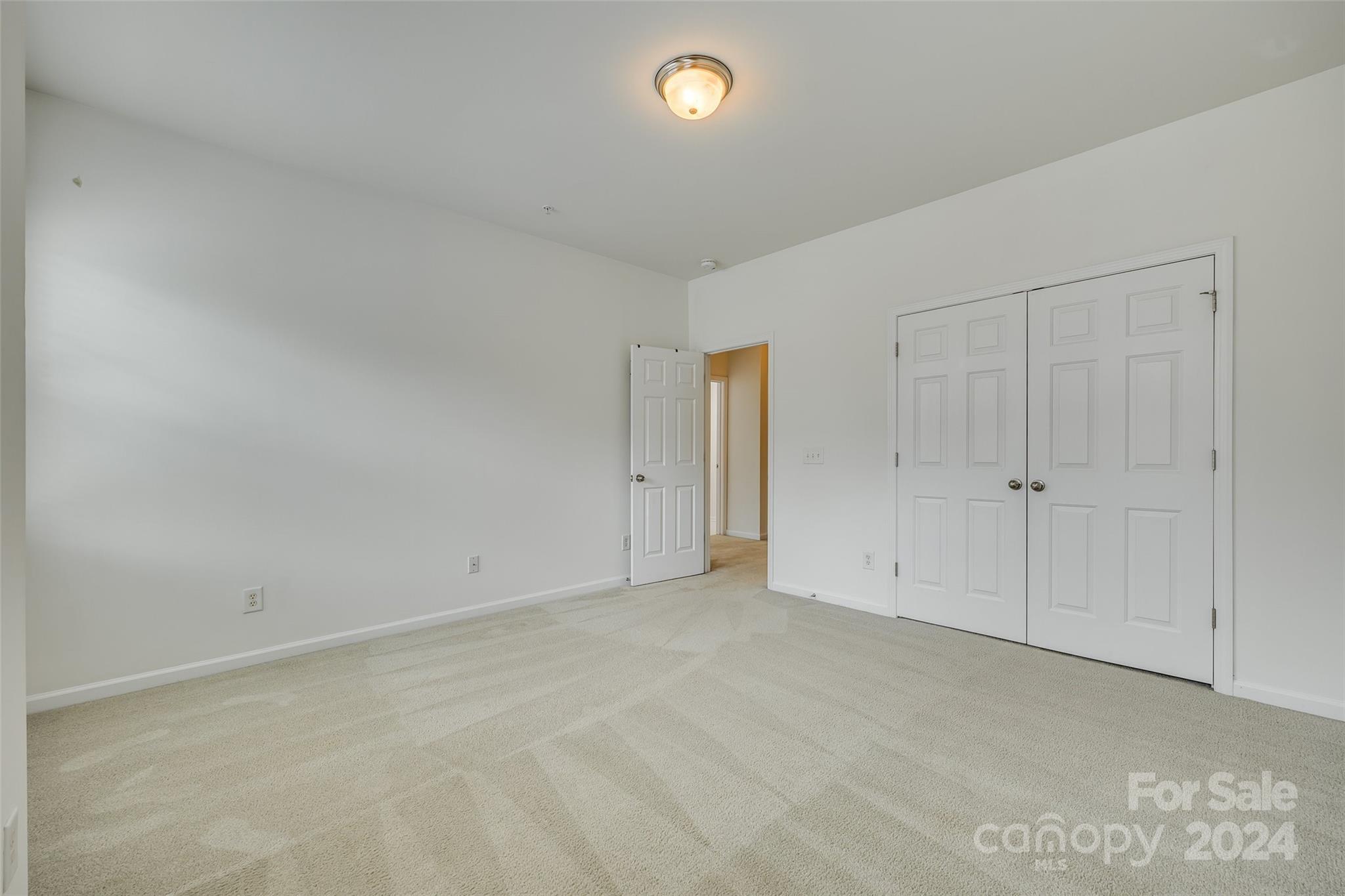 Lake Shore On Lake Wylie - Residential