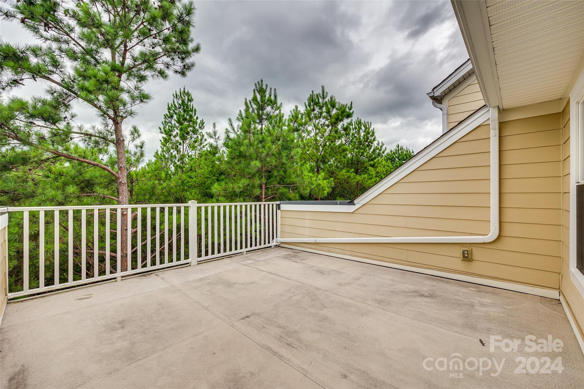 Lake Shore On Lake Wylie - Residential