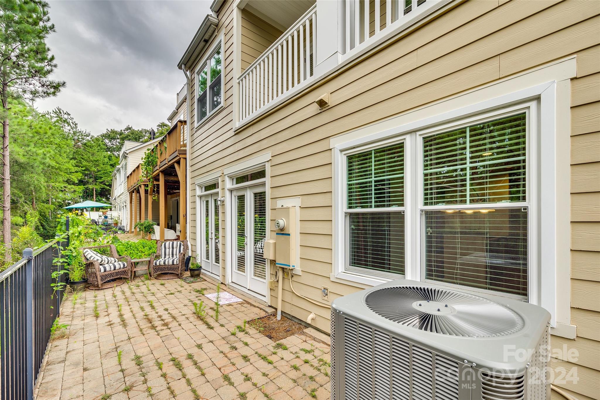 Lake Shore On Lake Wylie - Residential