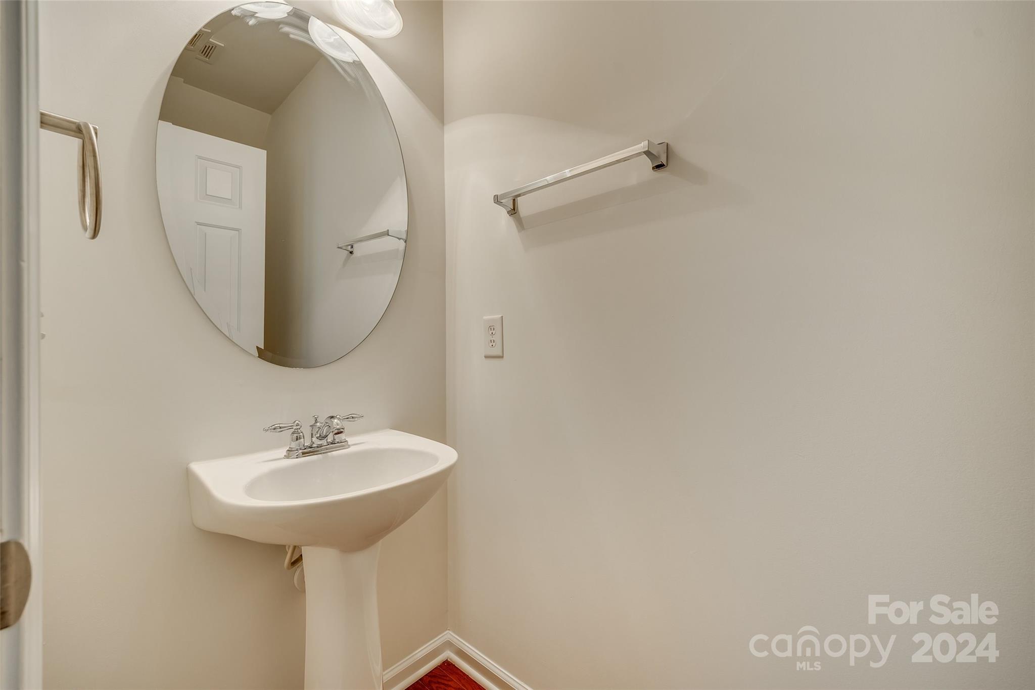 Lake Shore On Lake Wylie - Residential