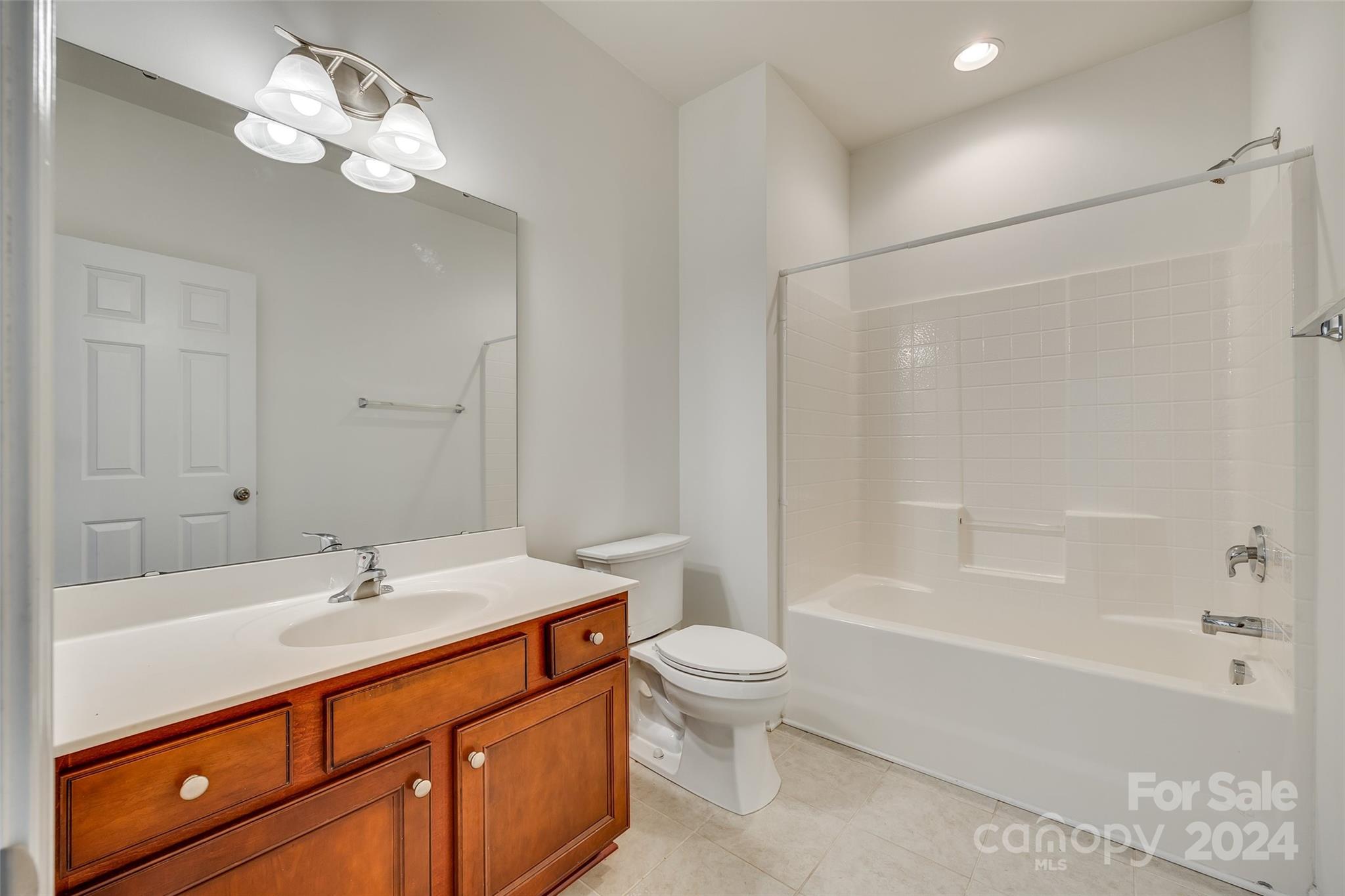 Lake Shore On Lake Wylie - Residential