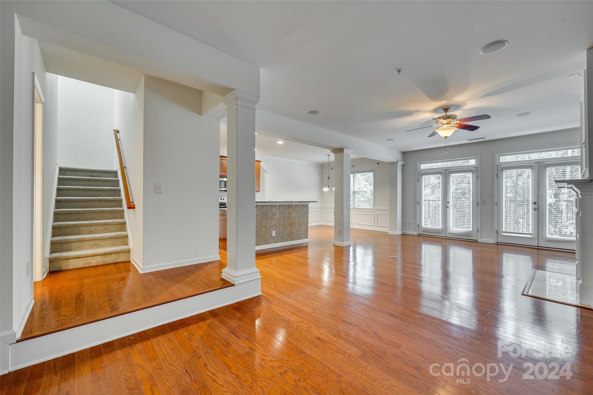 Lake Shore On Lake Wylie - Residential