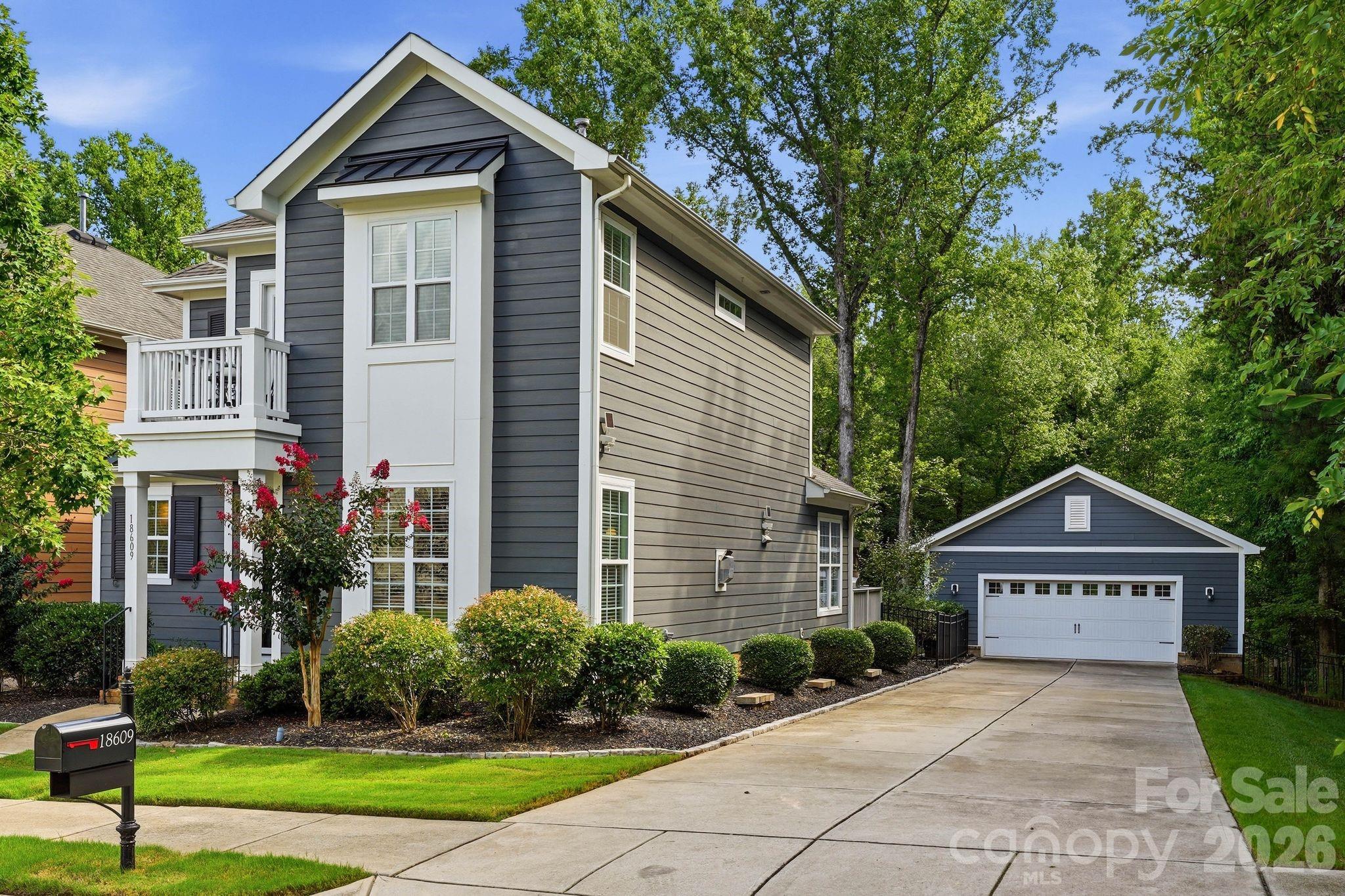 18609 Boulder Rock Loop 18