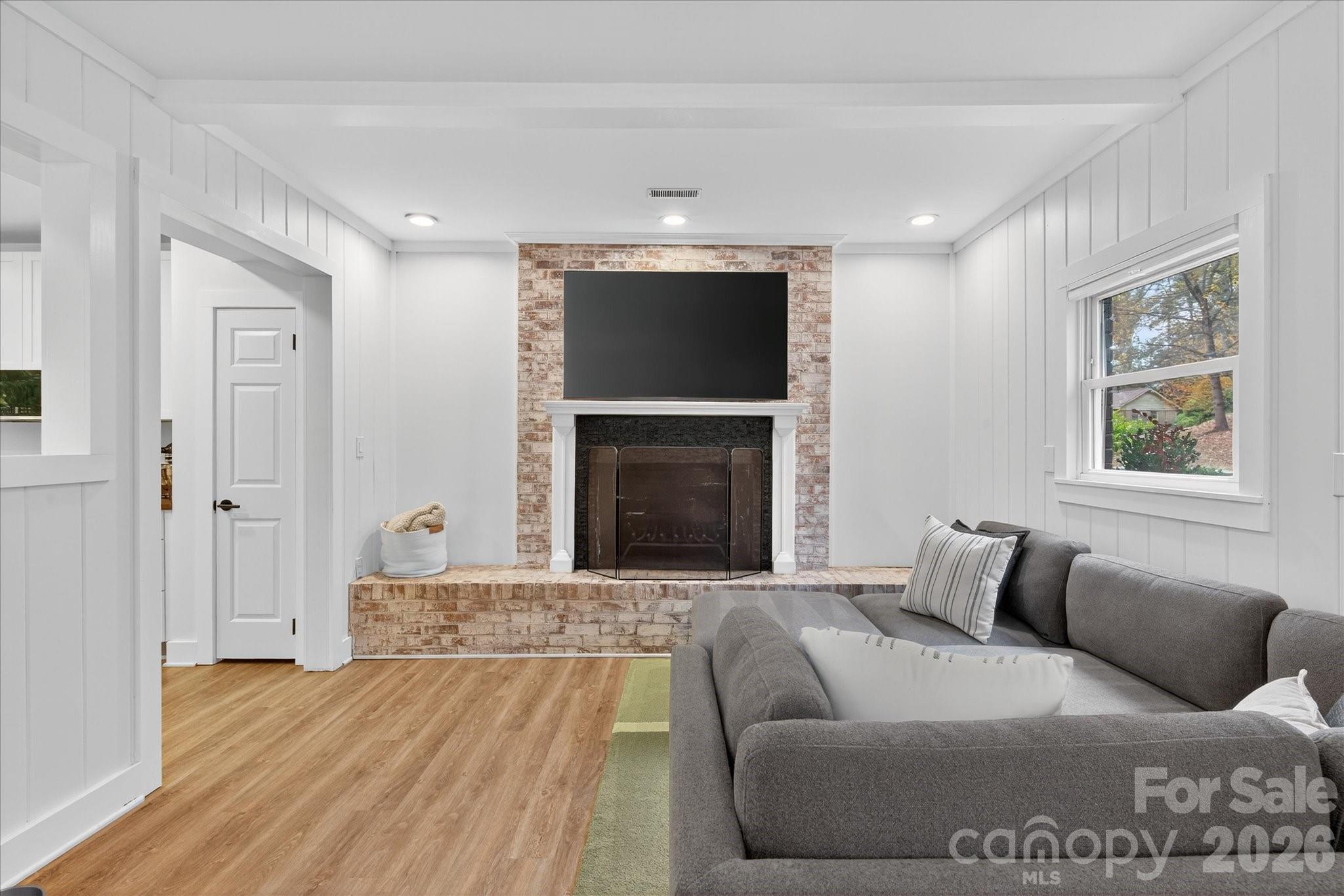 Starmount - Residential