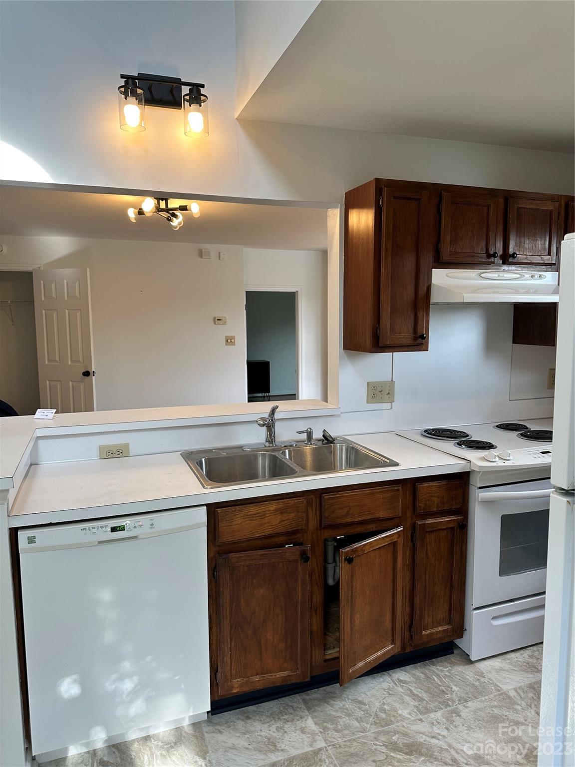Lakeshore Village - Residential Lease