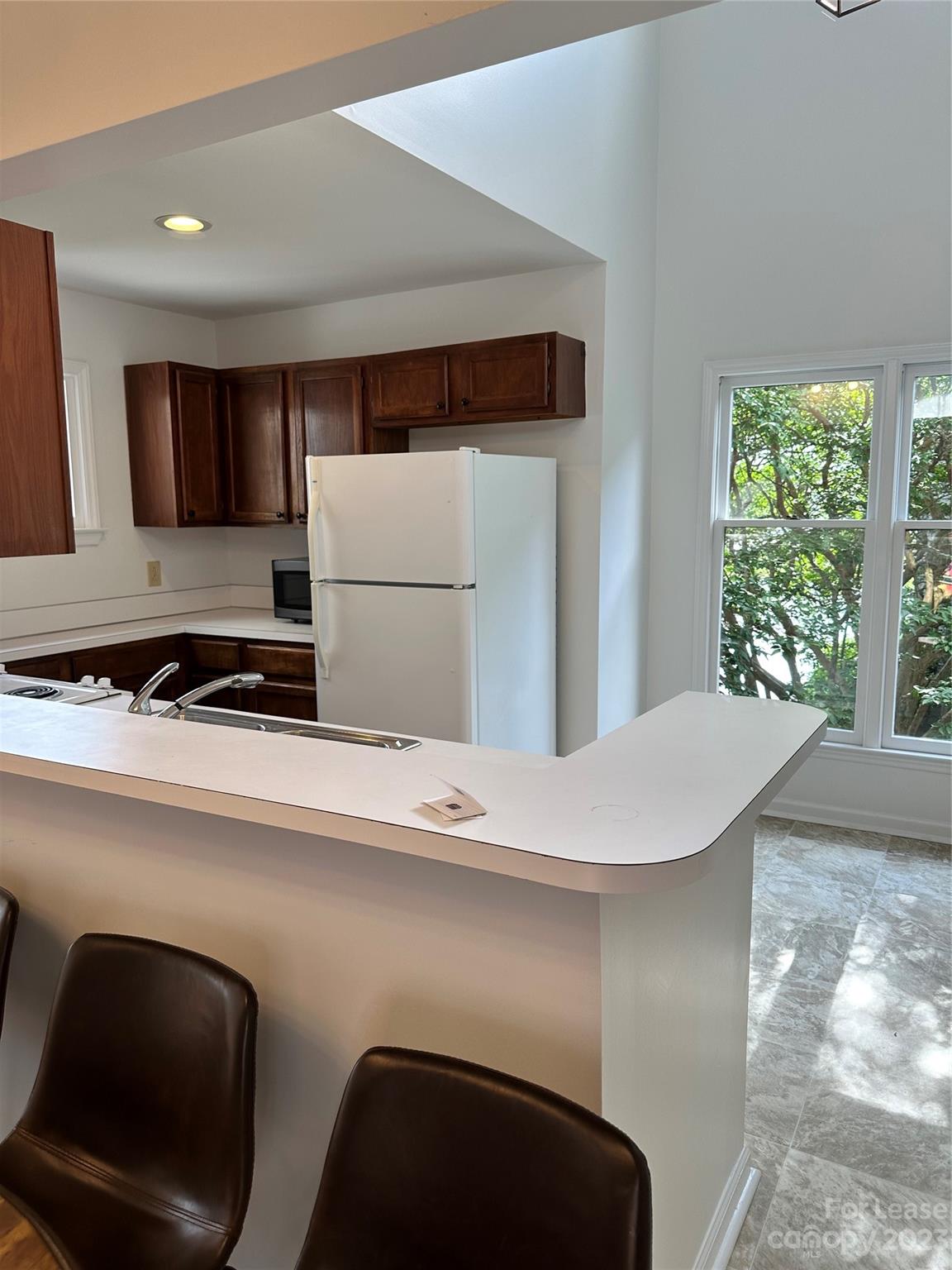 Lakeshore Village - Residential Lease