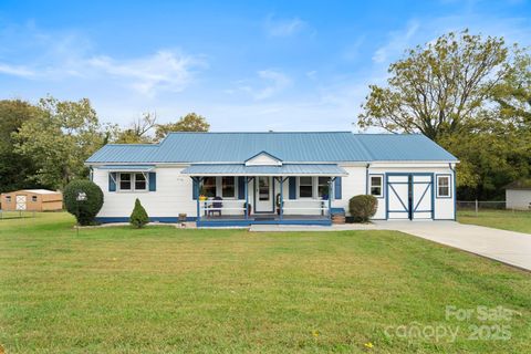 315 21st Street SW Hickory NC 28602