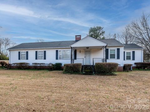 968 Hampton Grace Avenue Lancaster SC 29720
