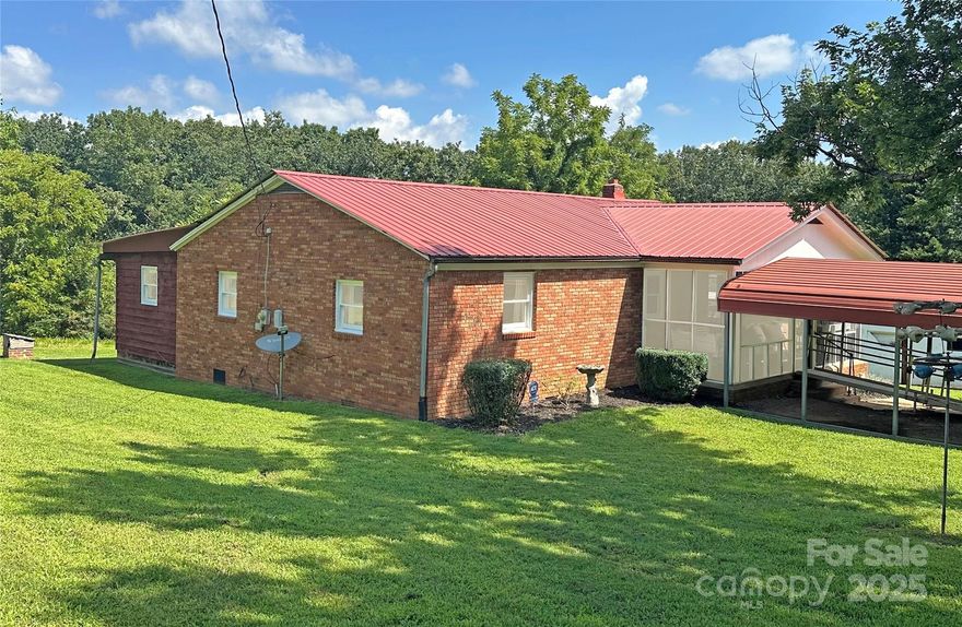 Charming 3-Bedroom, Two Bath Home on 1.2 Acres with two Screened Porches and a large workshop. 
Welcome to this inviting home, perfectly designed for comfort and convenience- all on one level. Set on 1.2 private acres, this property offers the perfect blend of indoor living and outdoor entertainment. Relax and unwind on either of the two spacious screened-in porches- one in the front greeting neighbors and one in the back for peaceful evenings overlooking a beautiful, level yard. Inside, you'll find a functional floor plan with a warm and welcoming feel, ideal for both daily living and entertaining. For hobbyists, craftsmen, or those in need of extra storage, the property features a large workshop with a side entrance, along with a garage door, providing plenty of room for tools, projects and equipment. With it's serene setting, versatile spaces and thoughtful layout, the home is a rare find- perfect for anyone looking to enjoy both comfort and practicality in a beautiful country setting! Schedule a private tour today. 
Schools: Icard Elementary, East Burke Middle , East Burke High School
