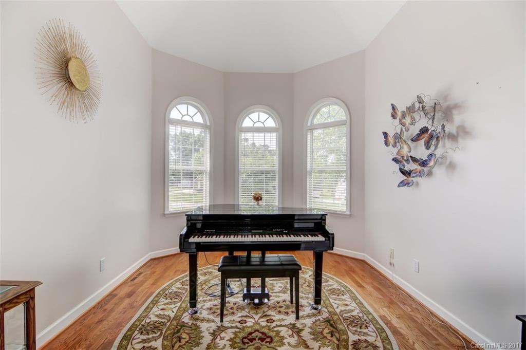Meadow Oaks - Residential