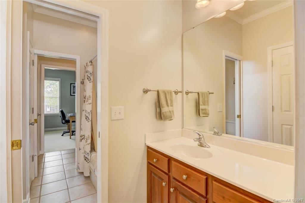 Meadow Oaks - Residential