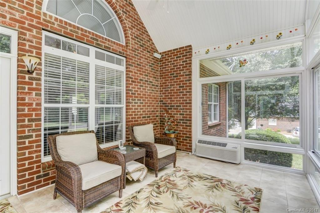 Meadow Oaks - Residential