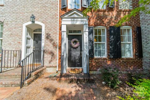 13107 Arbor Day Court Charlotte NC 28269