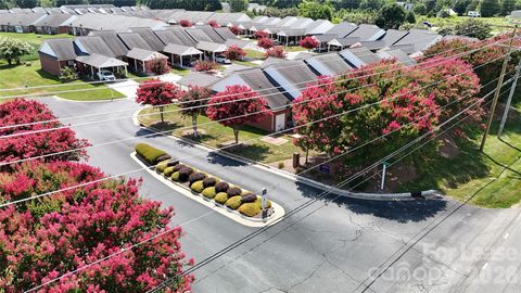 6299 Pansy Trail Denver NC 28037