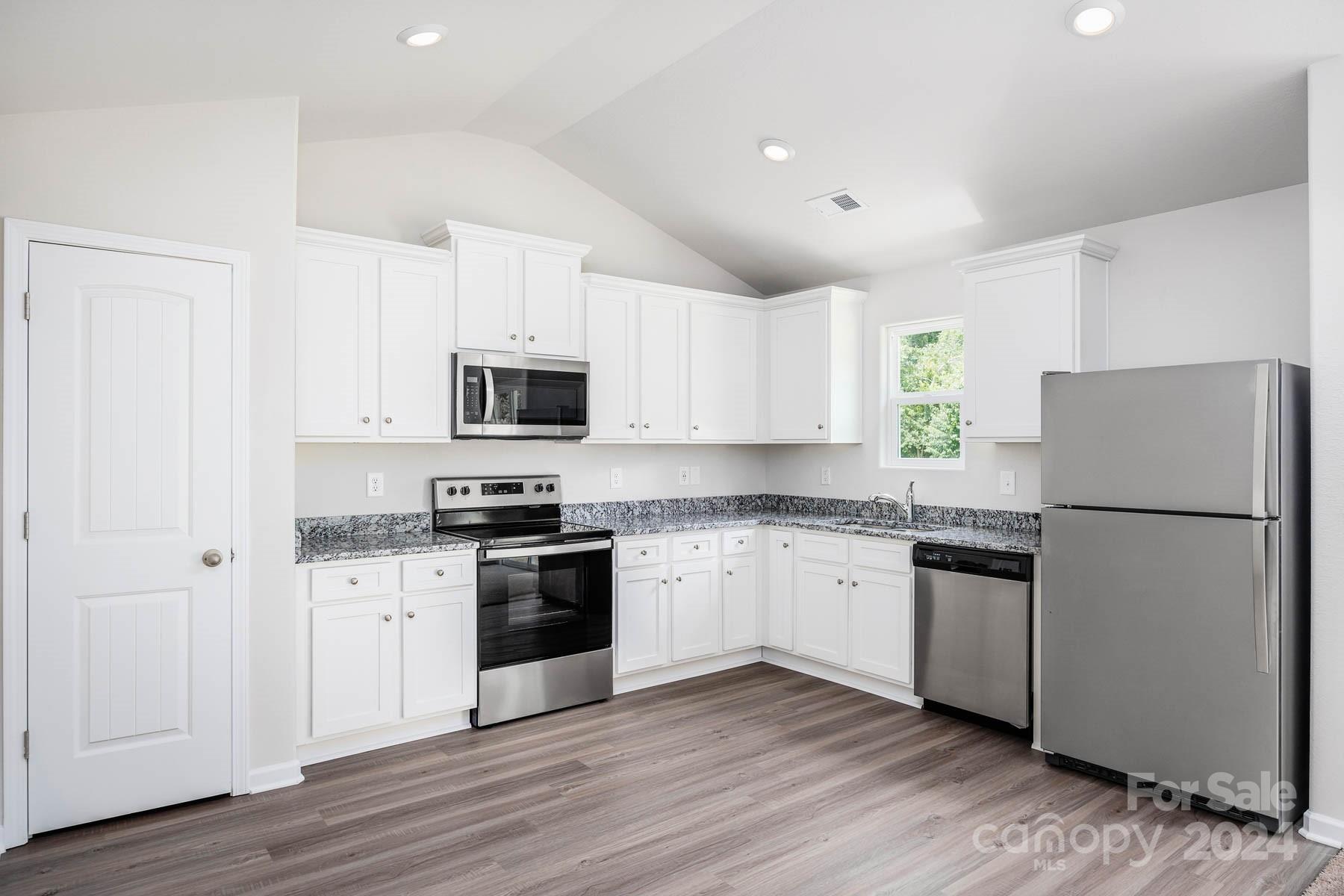 Knights Bridge - Residential