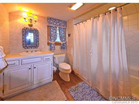 Lake Toxaway Estates - Residential