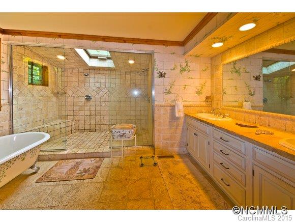 Lake Toxaway Estates - Residential