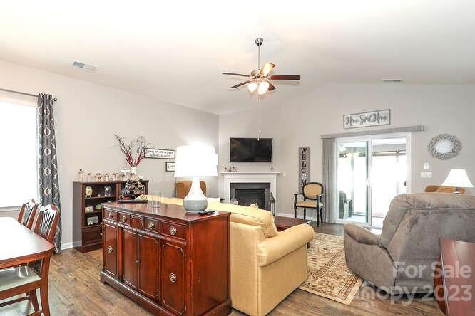 Chase View - Residential